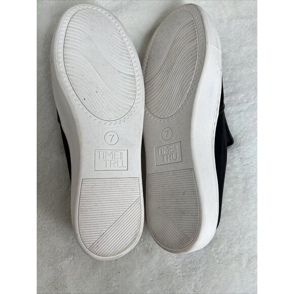 Time And Tru Womens Black Slip-On Shoes Size 7 Memory Foam Sole Comfortable - Picture 5 of 5